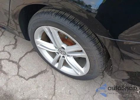 2014 Volkswagen Passat 1.8T Se из США, поврежденный, VIN 1VWBT7A39EC101834